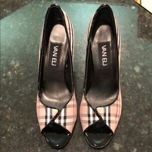 Women’s Vaneli Burberry Pattern Heels